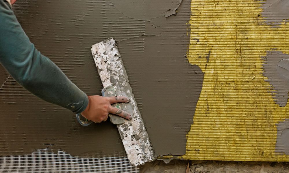 La rénovation d'enduit fissuré
